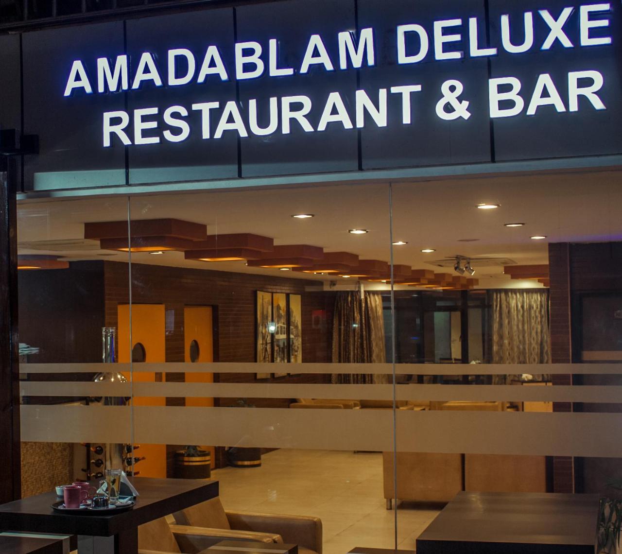 The Amadablam Hotel Káthmándú Exteriér fotografie